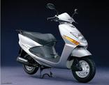 Honda Lead 100 4T καινούριες βαλβίδες Εισαγωγής Εξαγωγής Σετ Φλάντζες κεφαλής MADE JAPAN !!!