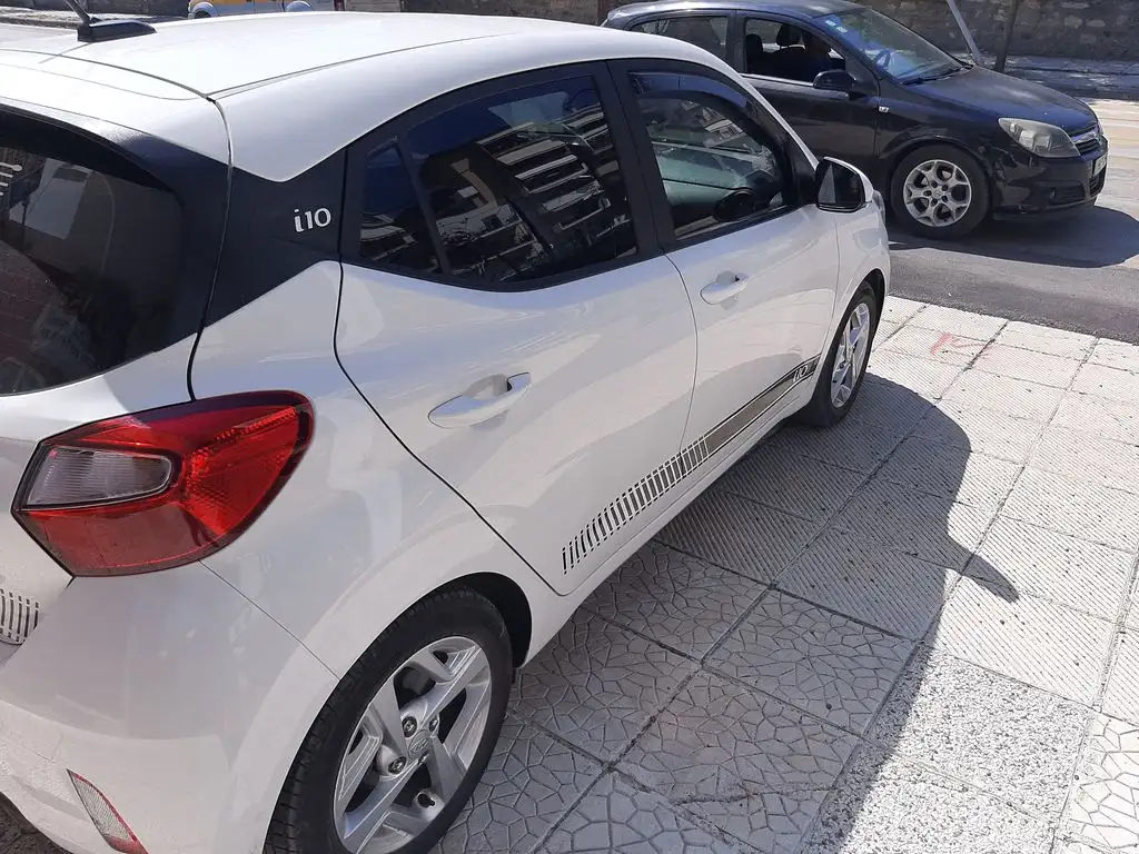 Hyundai i10 PREMIUM 84HP 1200cc '21