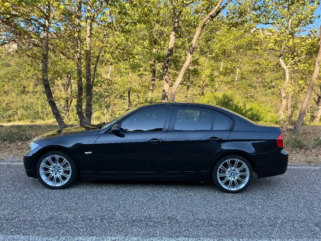 BMW 318 '06