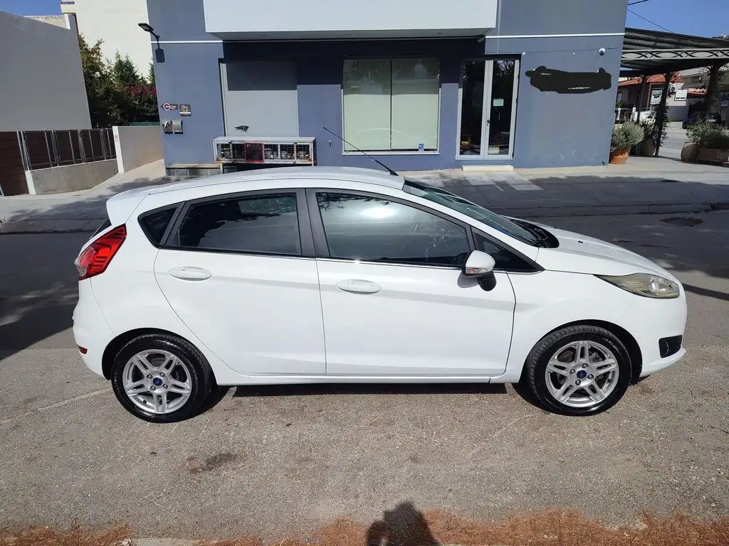 Ford Fiesta Titanium …