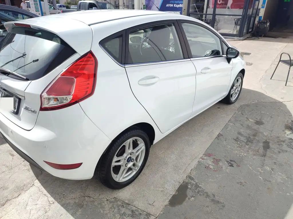 Ford Fiesta Titanium …