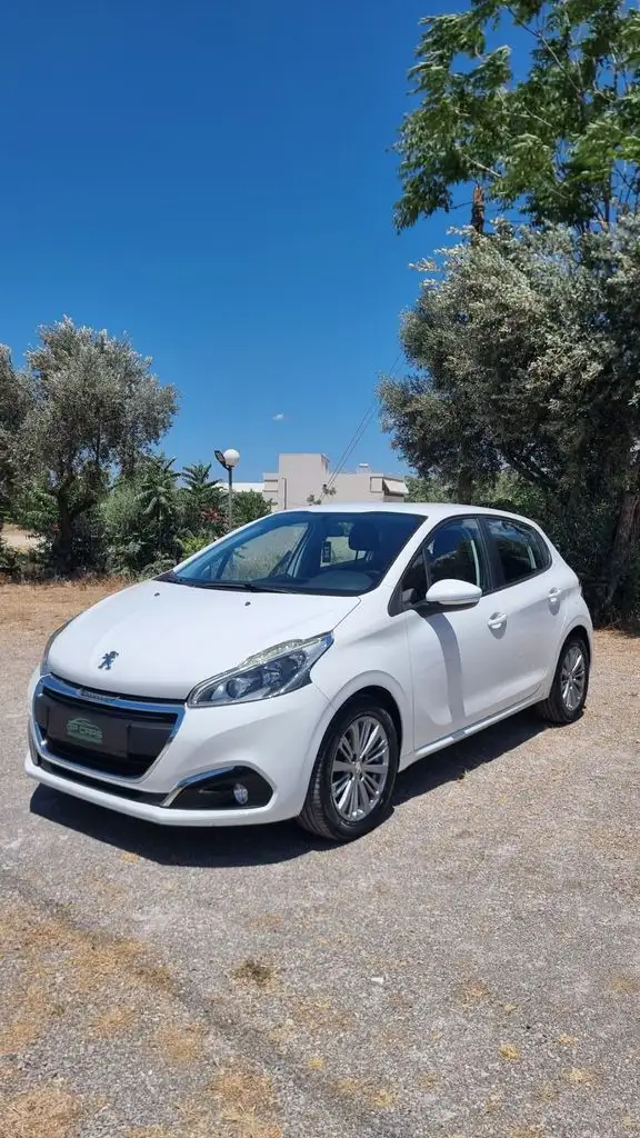 Peugeot 208 '16