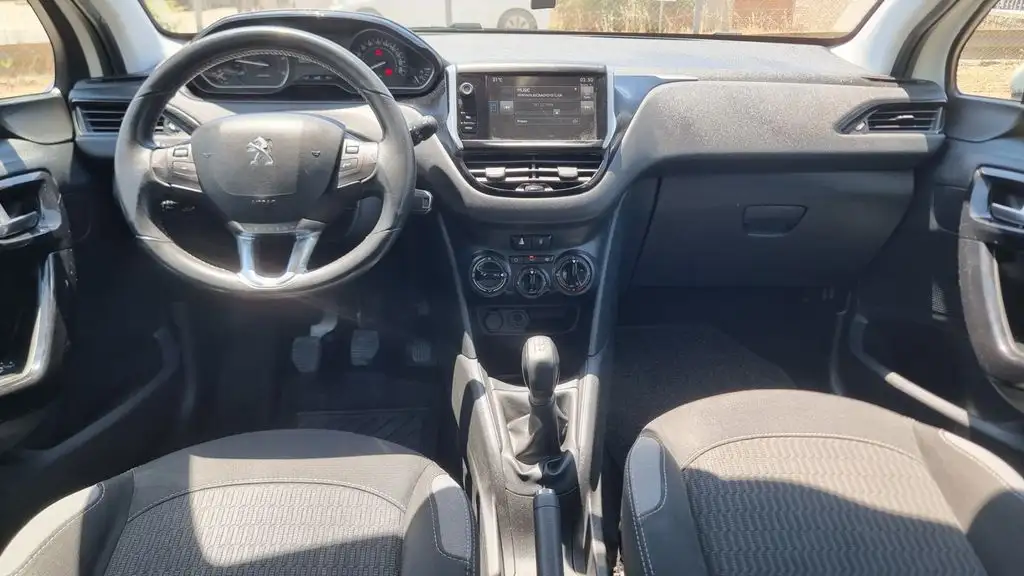 Peugeot 208 '16